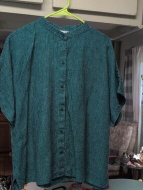 Eileen Fisher Mandarin Collar Button Down Green Linen Shirt.